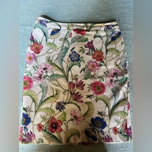 Ann Taylor floral pencil mini skirt